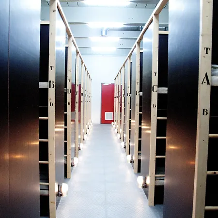 Stayokay Отель 3*